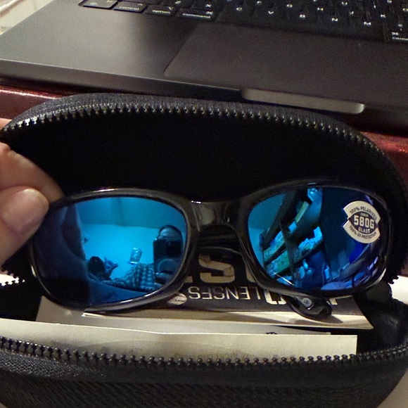 Costa Harpoon Black and Blue Sunglasses - Picture 5 of 5